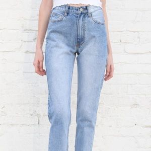 Brandy Melville Light Wash jeans